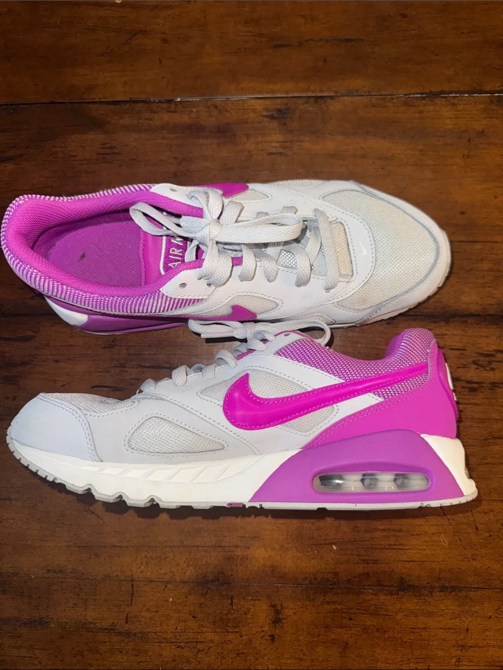 Nike White and Hot Pink Women's Athletic Shoes
